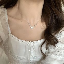 Butterfly imitation pearl light luxury niche design high-end simple versatile small fresh gift