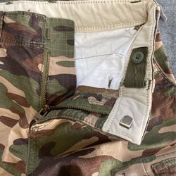 Boys New Gap size 7 cargo pants