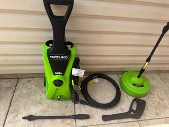 Portland 1750 PSI Electric Pressure Washer PLUS Greenworks Surface cleaner attachment in GOOD condition