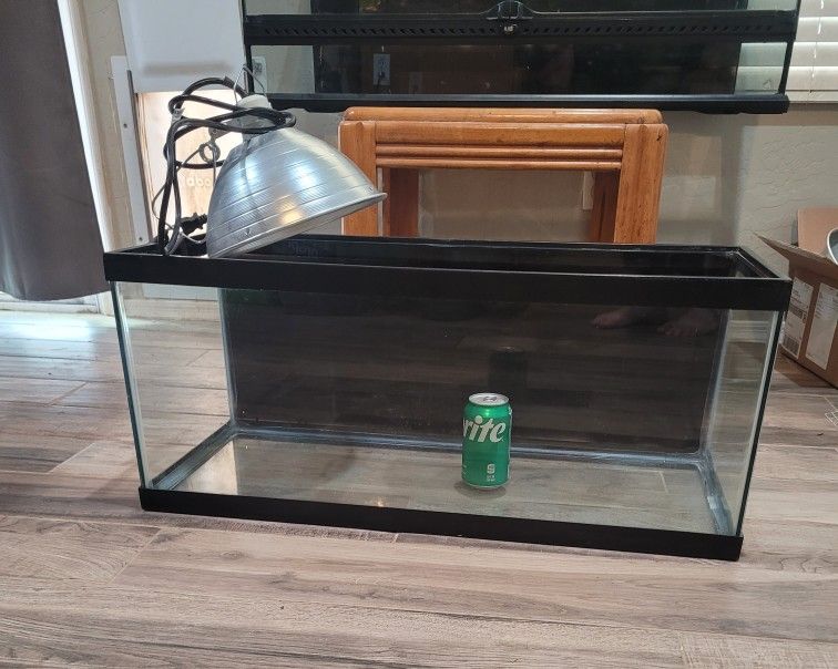 Reptile Tank etc. READ DISCRIPTION