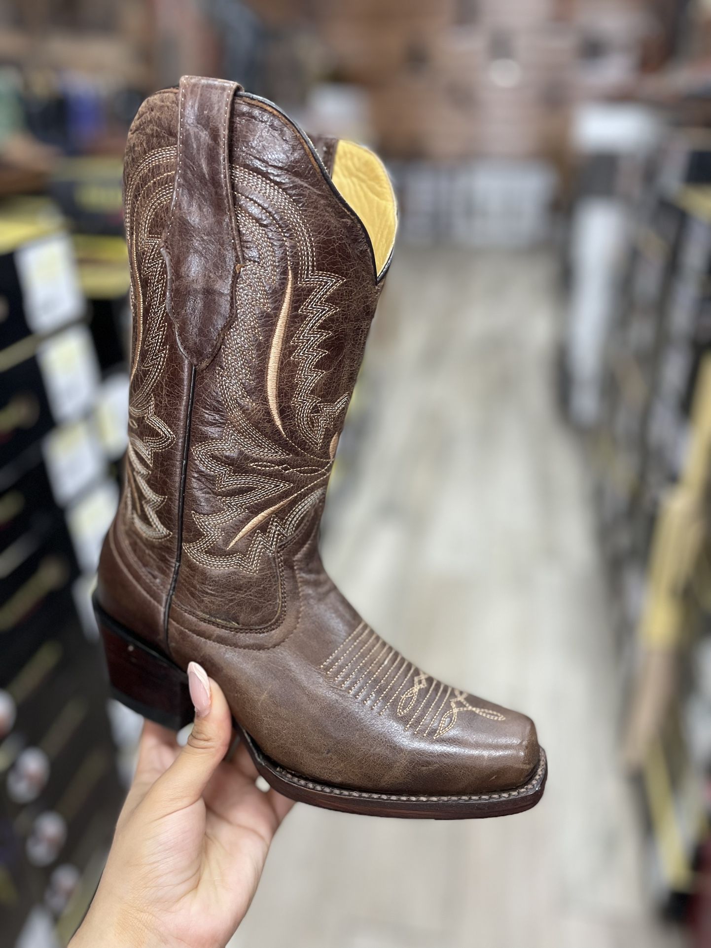 womens western boots
