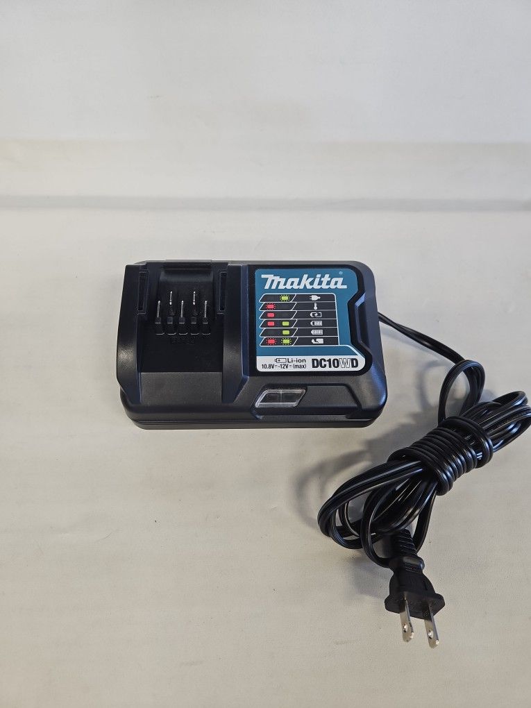 Makita DC10WD 10.8V-12V Max Battery Charger 813757-14
