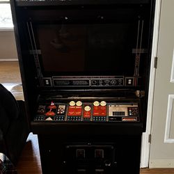 Vintage Asteroid Deluxe Arcade Game