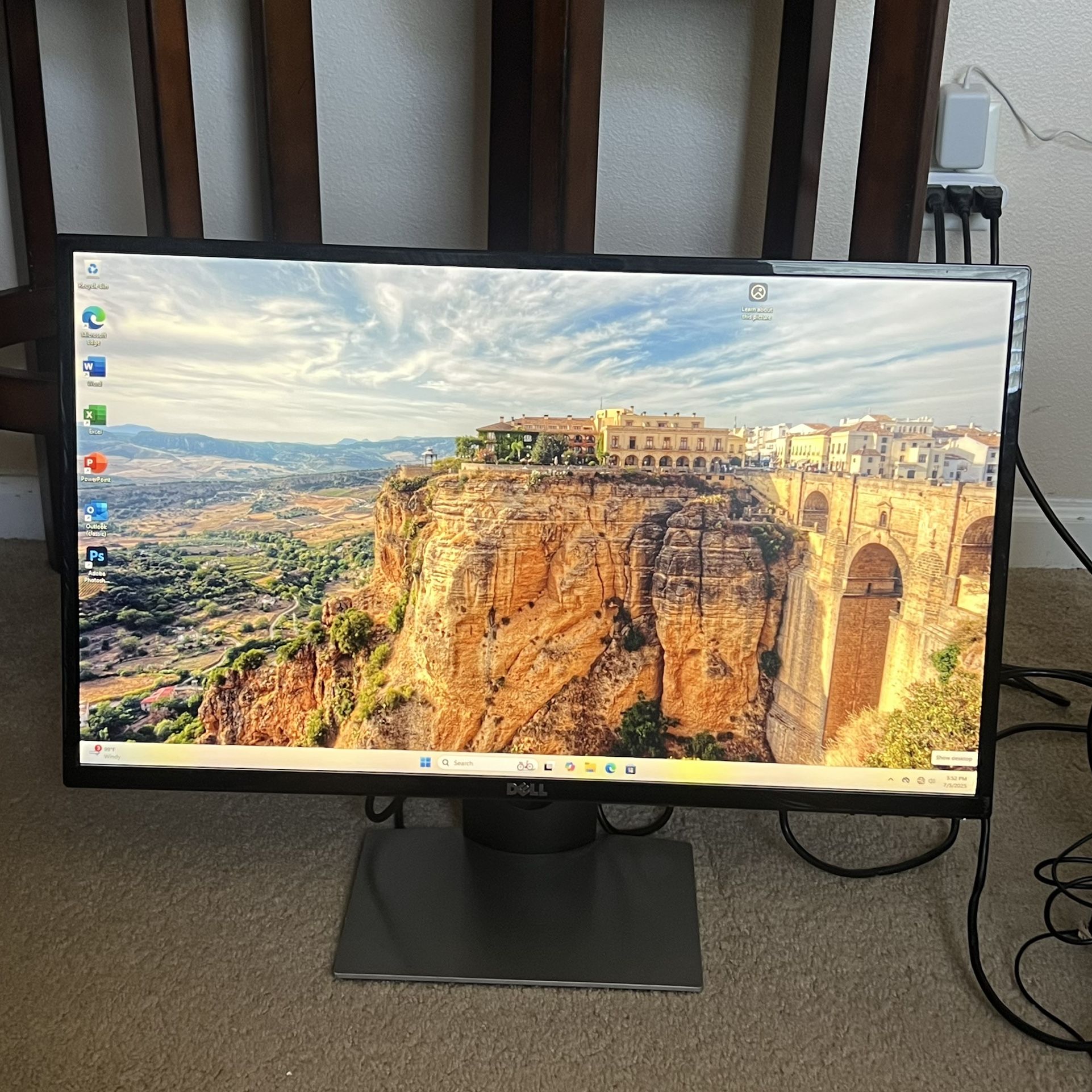 Dell 27in Computer Monitor