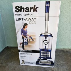 Shark Navigator Lift-Away Deluxe Upright Vacuum, Pet Friendly, Large Dust Cup, Swivel Steering, HEPA Filter, NV360 Blue