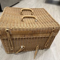 Great Wicker Picnic Basket. Been In Closet 30+ Years 