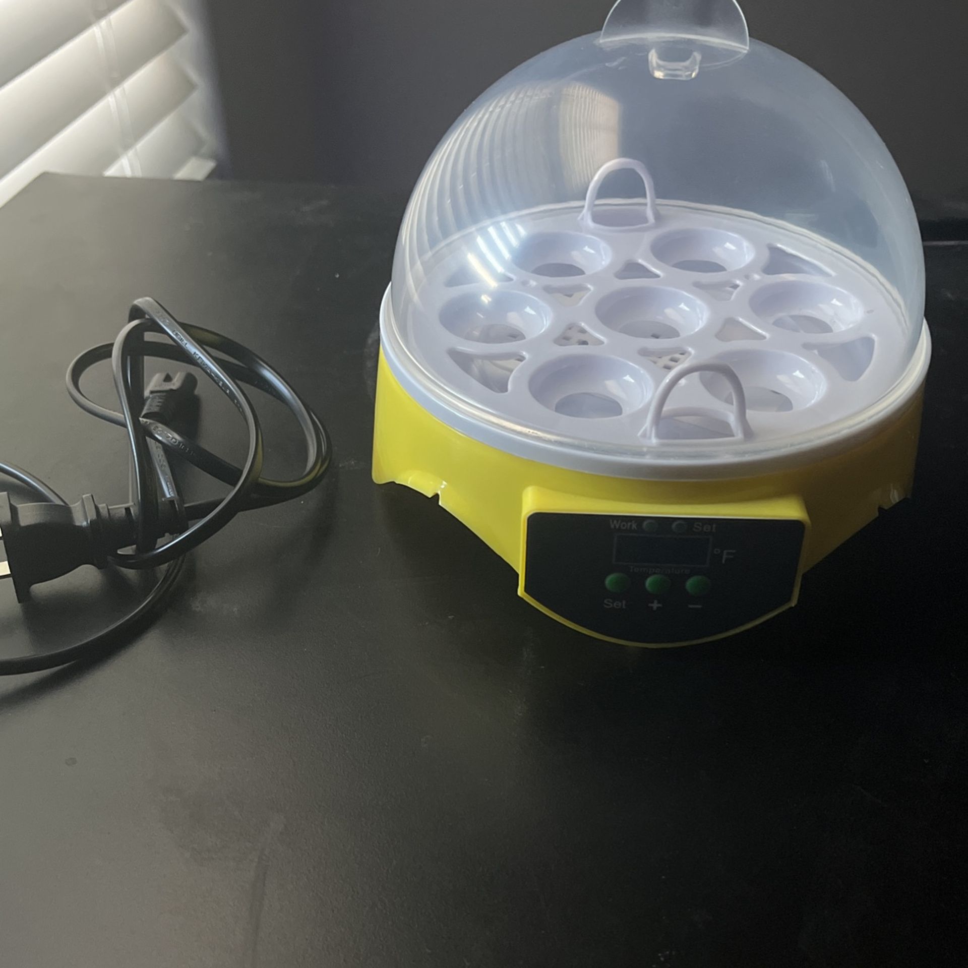 Chicken egg Incubator