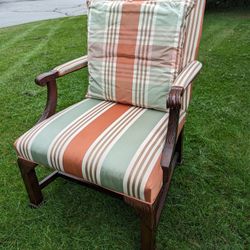 Beautiful Living Room Chair - Excellent Condition