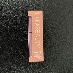 Huda Beauty lip blush