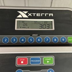 TREADMILL : foldable Xterra 