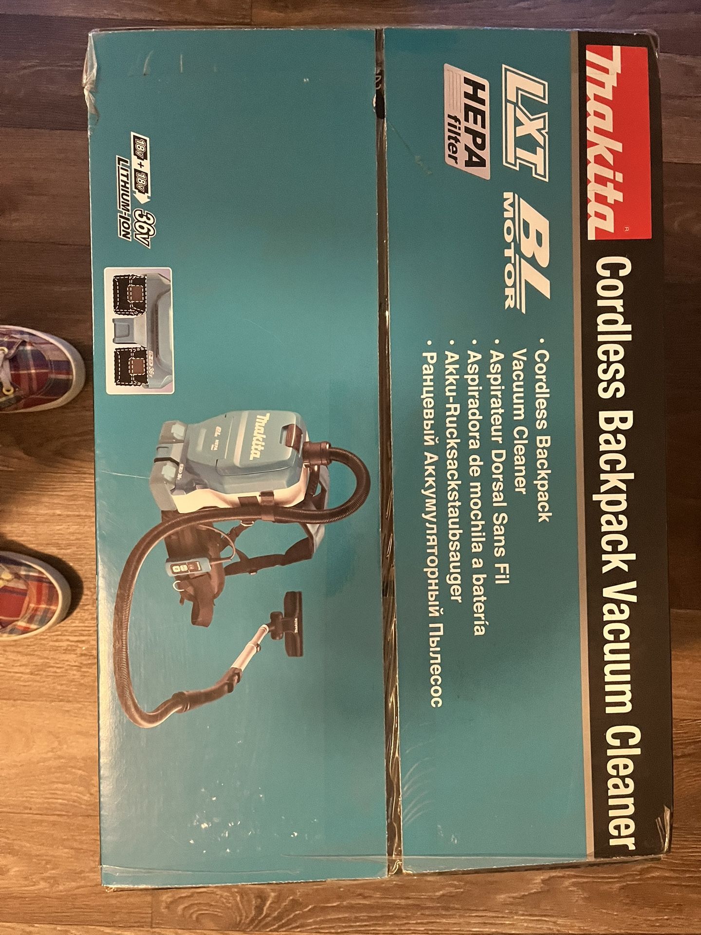 Makita cordless Vacuum 18v X 2 = 36v