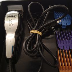 WAHL PET CLIPPER WITH  4 GUARDS, WORKS GREAT 