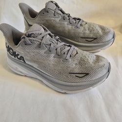 Hoka One One Clifton 9 Men's Size 11 D 