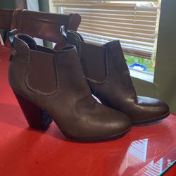 Brown Low Boots