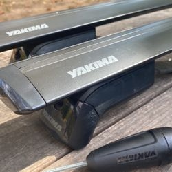 YAKIMA Roof Rack With Crossbars And Tool