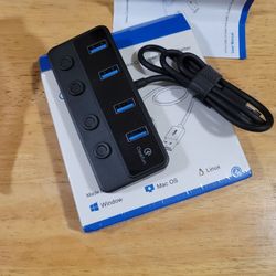 Qeefun 4-Port USB 3.0 Hub, Individual LED Power Switches, 5Gbps Data Transfer US