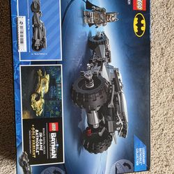 Lego batmobile