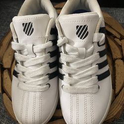 White K-Swiss Shoes Size:2 For Boy