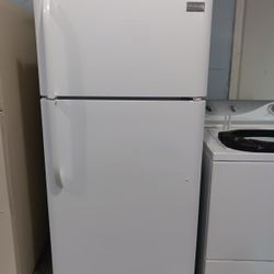 Frigidaire Fridge
