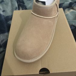 Classic Ultra Mini Boots