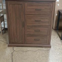 Dark Walnut Four-Drawer Dresser(NEW)