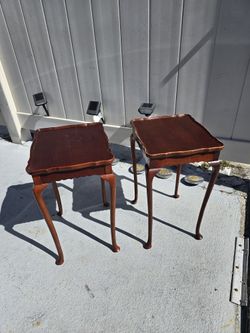 2 Rare Vintage Bombay Company Style Side Tables 