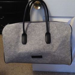 Kenneth Cole Gym Bag