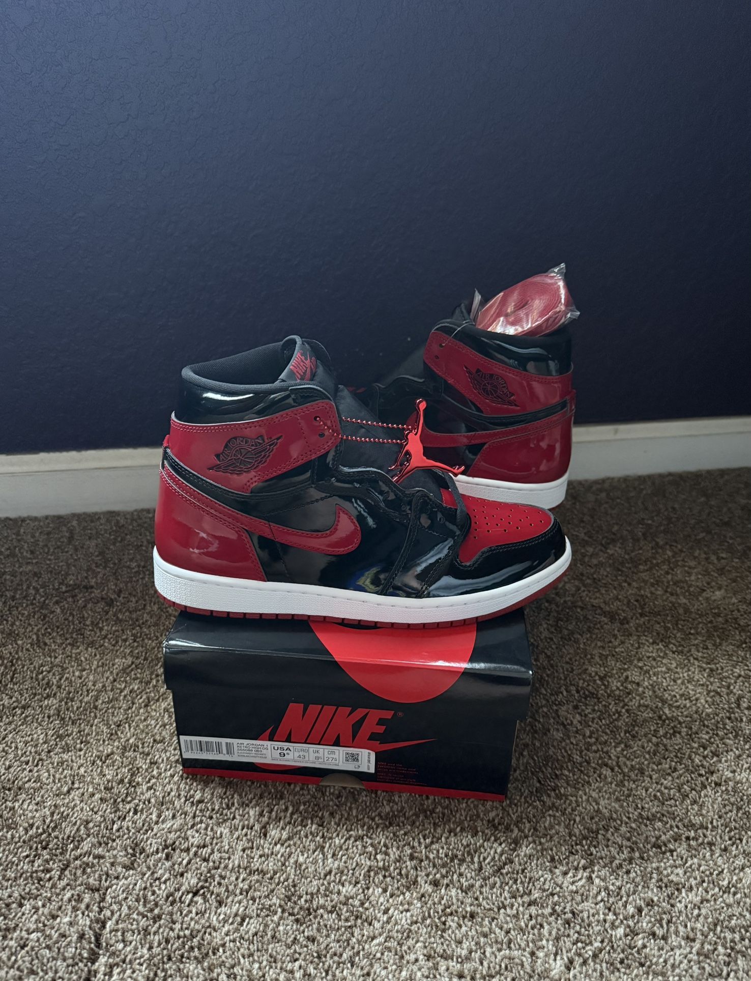 Brand New 2021 Jordan 1 Retro High O G ‘Patent Bred’ Men’s Size 9.5
