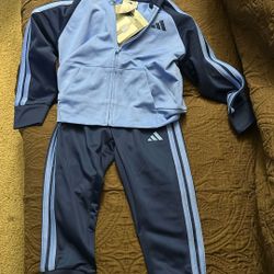 Kid’s 2 Piece Set   Zise 3T 