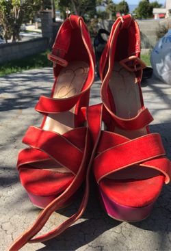 Jessica Simpson red pumps used