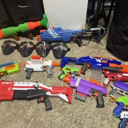 Ultimate Nerf & X-Shot Blaster Bundle - 12 Blasters & 4 Masks!