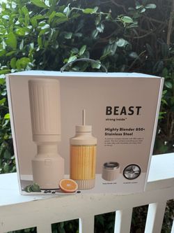 Beast Mighty 850 Stainless Steel Personal Blender, Sand, 850W Extra Vessels Included, Keeps Blends Cold, Smoothies, Shakes, Sauces & Dips, Portable St