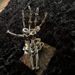 hand welded jewelry holder