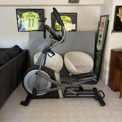 NordicTrack Commercial 14.9 Elliptical IFit Machine