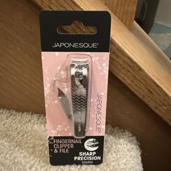 Japonesque Fingernail Clipper & File new $2