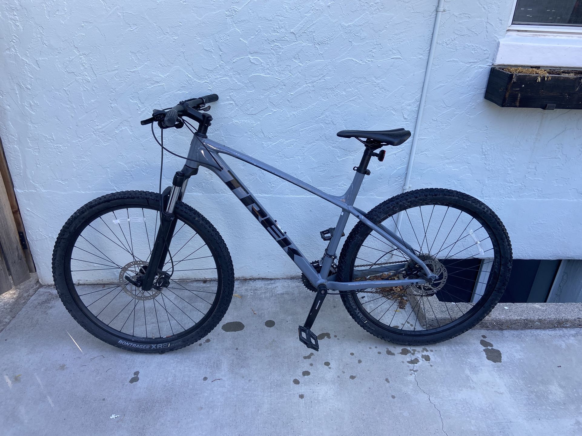 Grey Trek Marlin 7 Mountain Bike Hardtail Large
