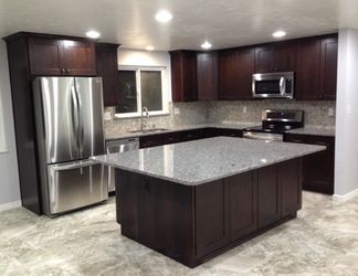 Kitchen cabinets Vanities Pantries Custom Cabinets Custom Closets