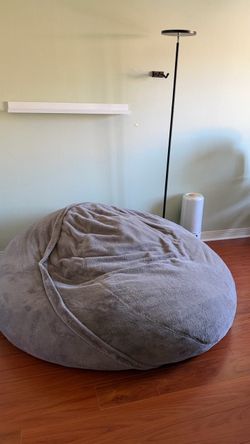 Big Bean bag Gray color great condition 50