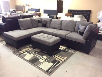 BRAND NEW SECTIONAL SOFA WITH OTTOMAN
