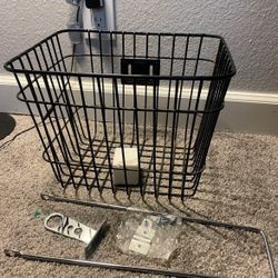 Beach cruiser basket