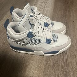 Air Jordan 4 Retro – “Military Blue” 10.5