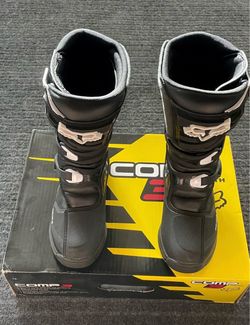 Fox Comp Youth size 3