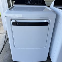 Frigidaire Washer + Dryer (Brand New, Never Used) 👕