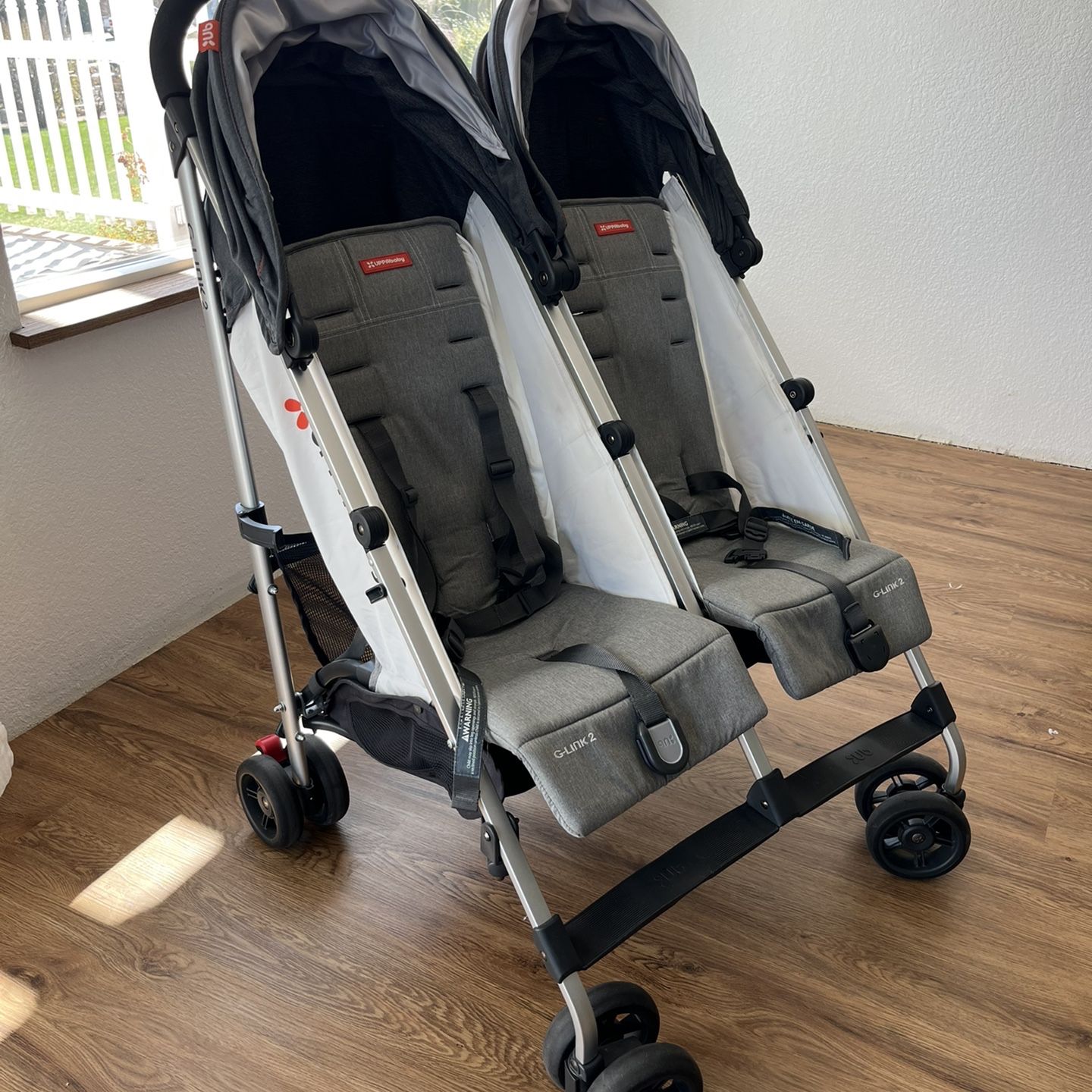 Uppababy G-Link 2 Double Umbrella Stroller for Sale in Manson, WA - OfferUp