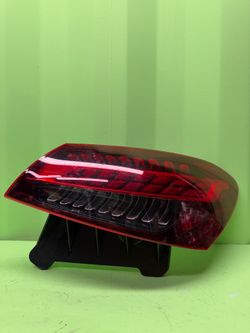 2021 2022 2023 Mercedes-Benz E350 E450 E53 E63 Right Passenger Side Quarter   Panel / Outer Tail Light OEM A2139065609