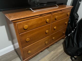 6 Drawer Wooden Dresser