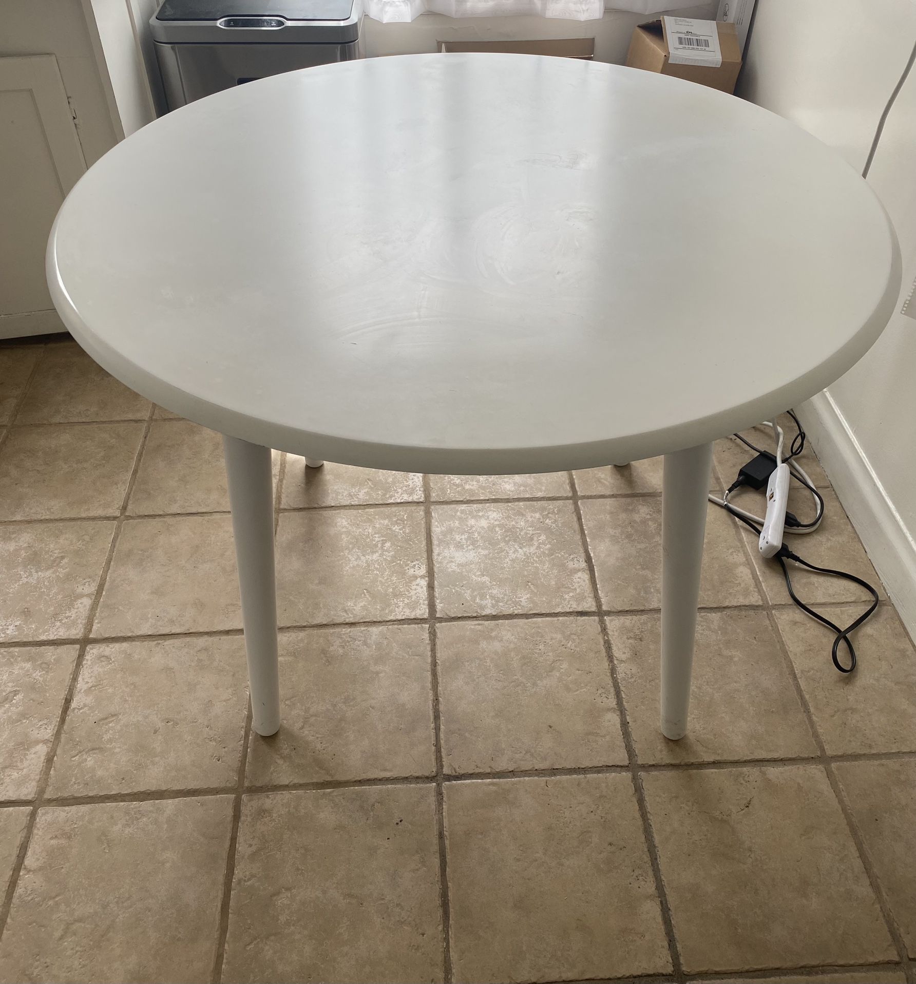 White Kitchen Dining Table 