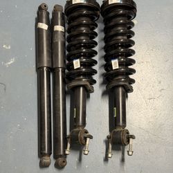 Ford F-150 4x4 schock struts