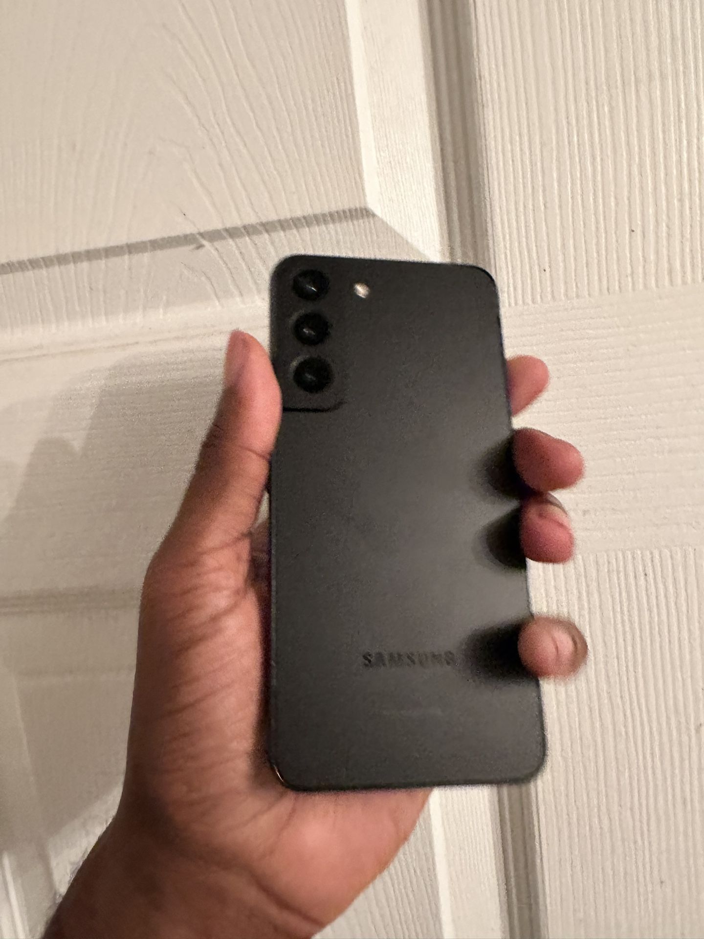 UNLOCKED SAMSUNG GALAXY S22 PLUS/ LIMITED STOCK