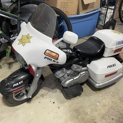 Kid Motorz 12V Police Motorcycle (like Power Wheels)